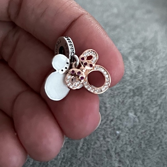 Pandora Disney, Minnie Mouse Silhouette Double Dangle Charm | Rose Gold-Plated - Picture 10 of 10